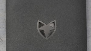 Wileyfox Swift recenzia: Logo Wileyfox dodáva telefónu jedinečný vzhľad