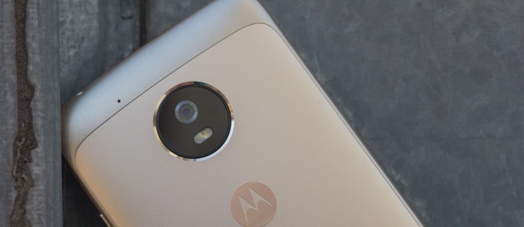 Pregled Moto G5: Kralj je mrtev