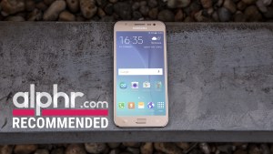 Samsung Galaxy J5 auhinnaga