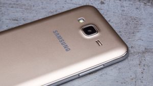 Samsung Galaxy J5 kaamera