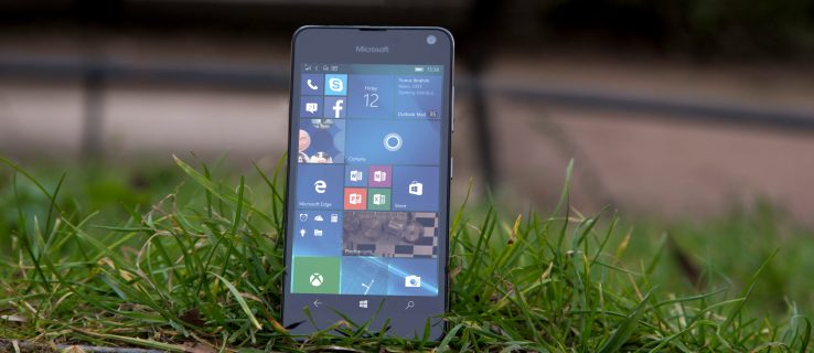 Pregled Microsoft Lumia 650: pametni telefon, ki bi bil morda odličen