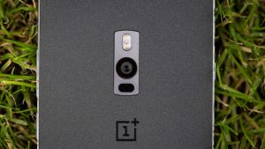 OnePlus 2 recension: Den bakre kameran producerar 13-megapixelbilder, har OIS och en dubbel LED-blixt