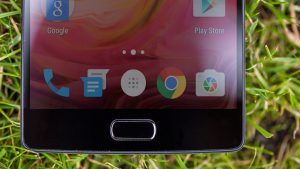 OnePlus 2 পর্যালোচনা: ফোনের হোম বোতামটিতে একটি ফিঙ্গারপ্রিন্ট রিডার রয়েছে