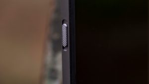 OnePlus 2 کا جائزہ: سائیڈ پر ایک تین طرفہ سوئچ اینڈرائیڈ کی ڈسٹرب نہ کرنے والی خصوصیات تک فوری رسائی فراہم کرتا ہے۔