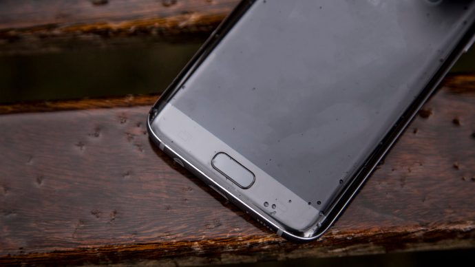 „Samsung Galaxy S7 Edge“ pradžios mygtukas